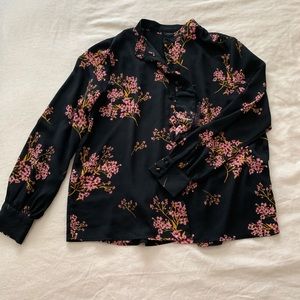 Who What Wear Floral Button Up Blous